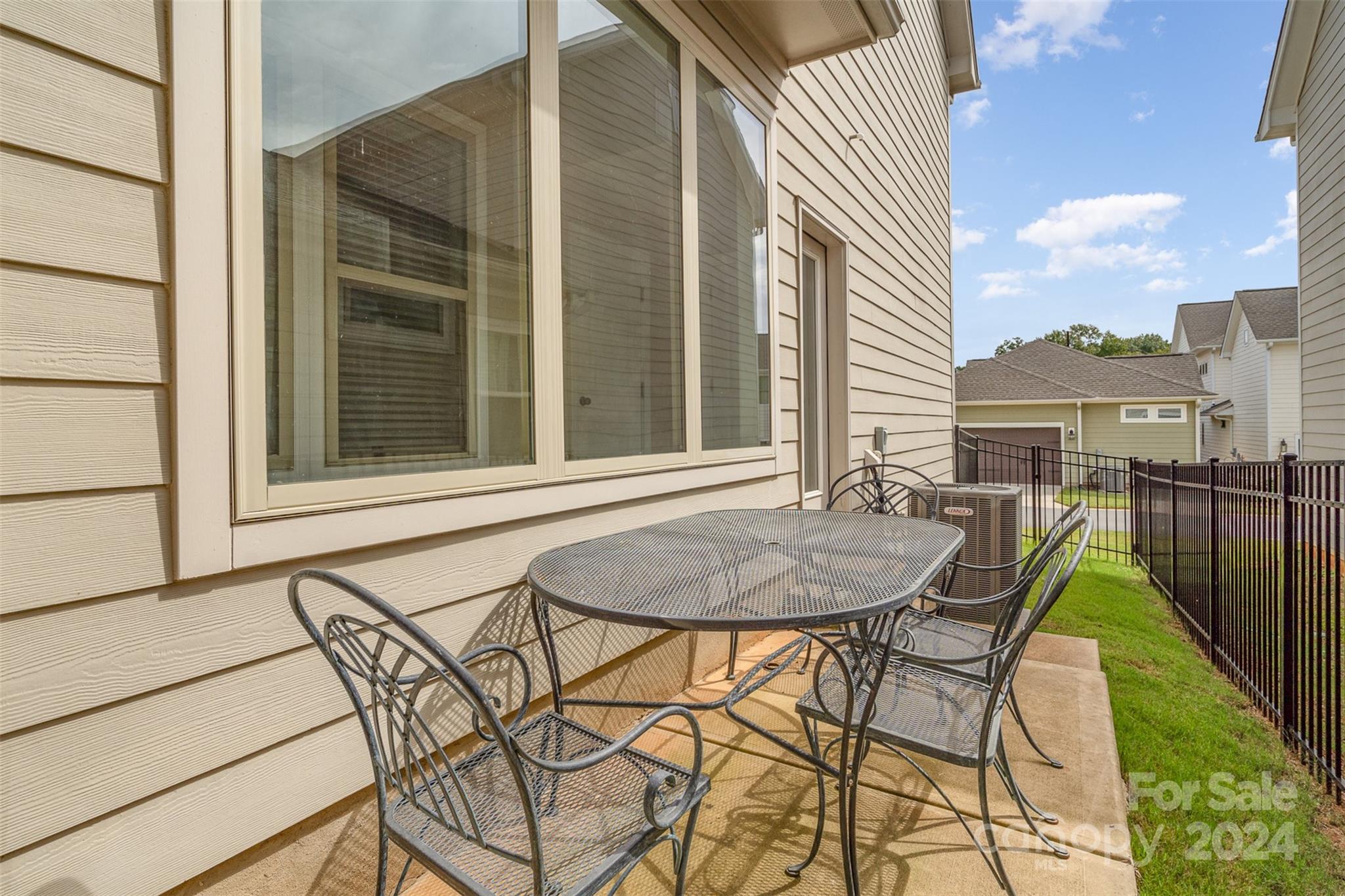 Waverly - Residential