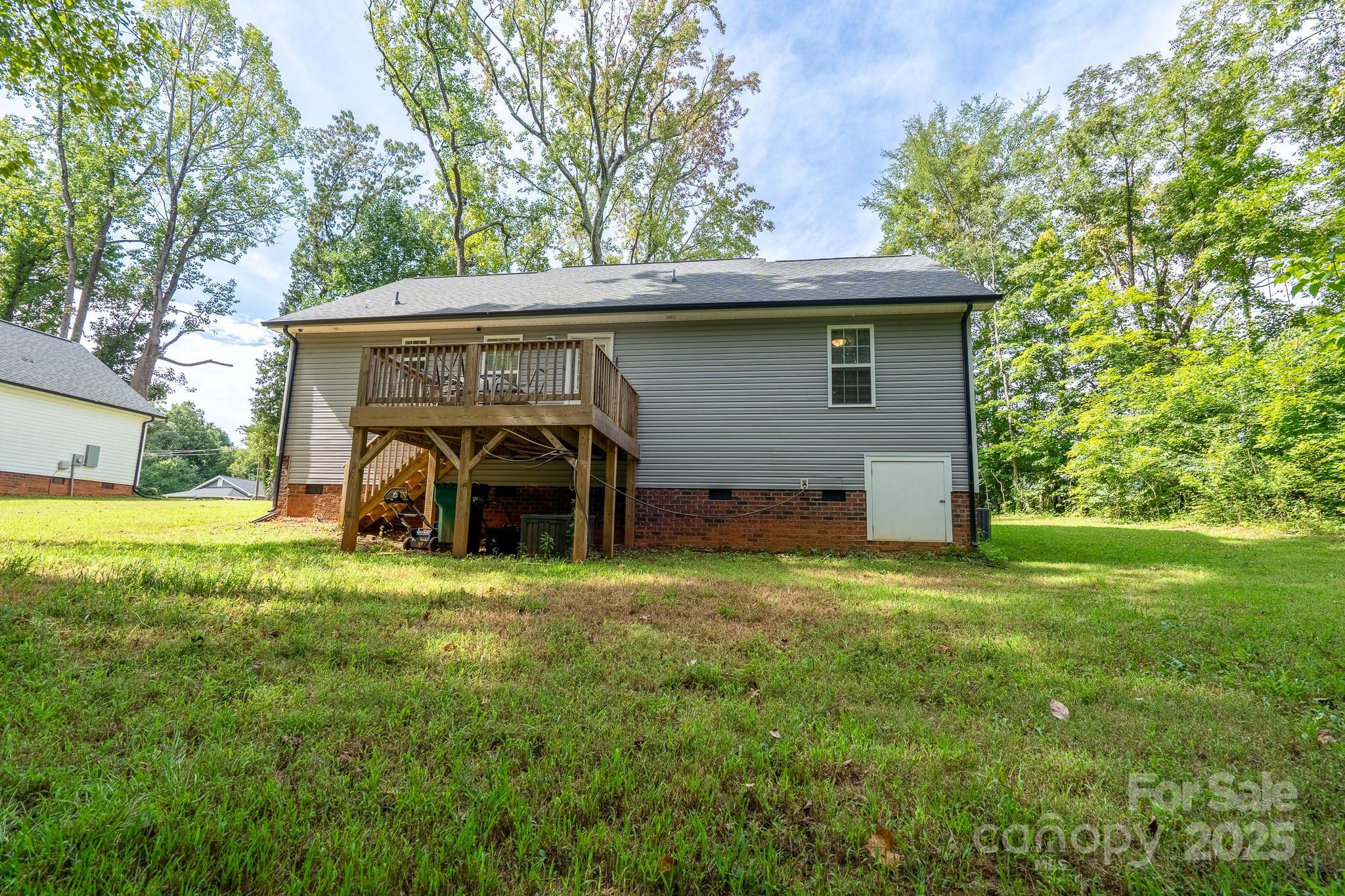321 E Torbush Drive