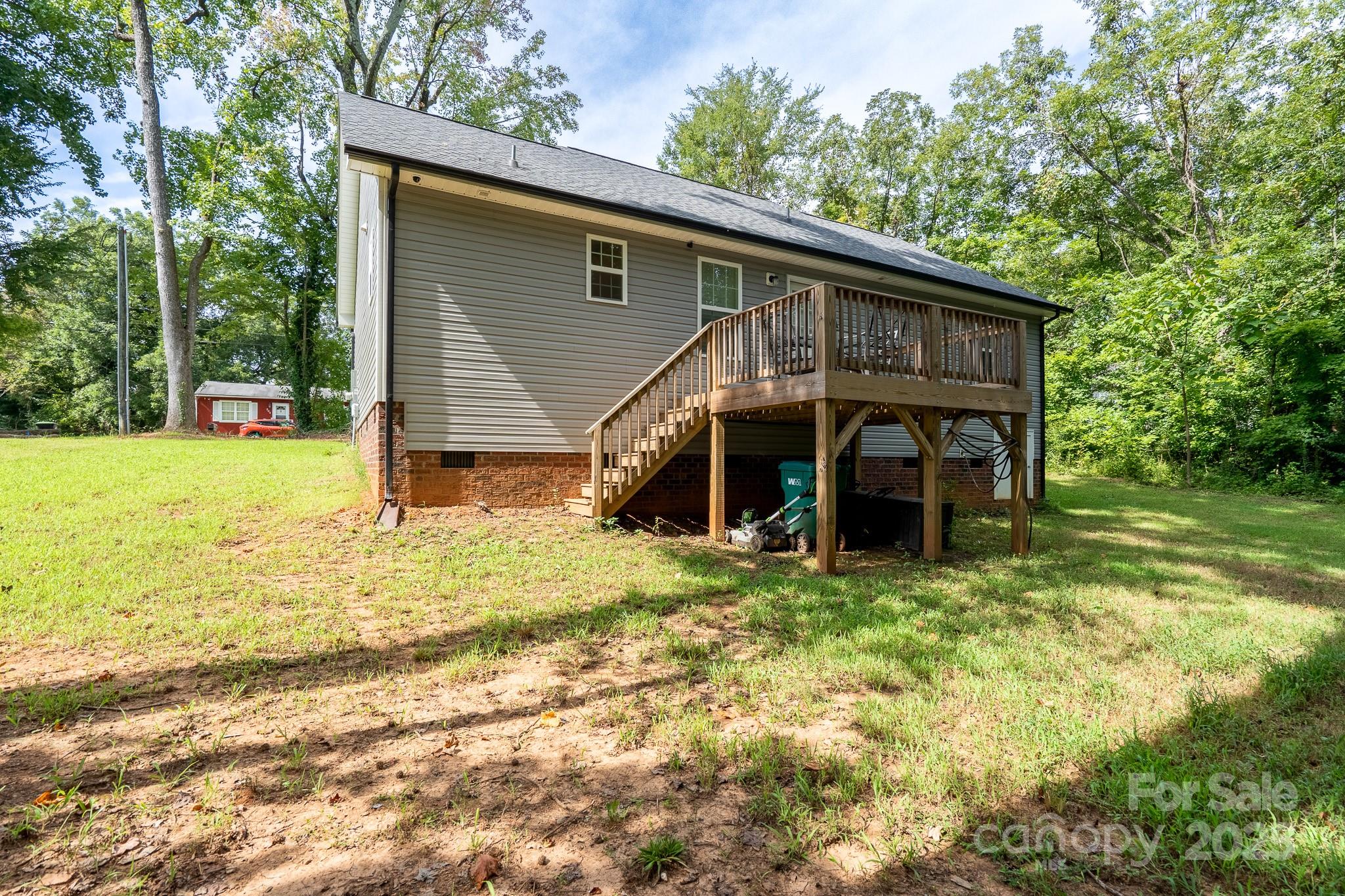 321 E Torbush Drive