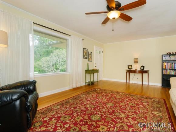 B B Massagee - Residential