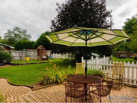 B B Massagee - Residential