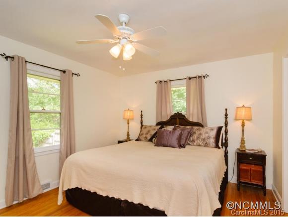 B B Massagee - Residential