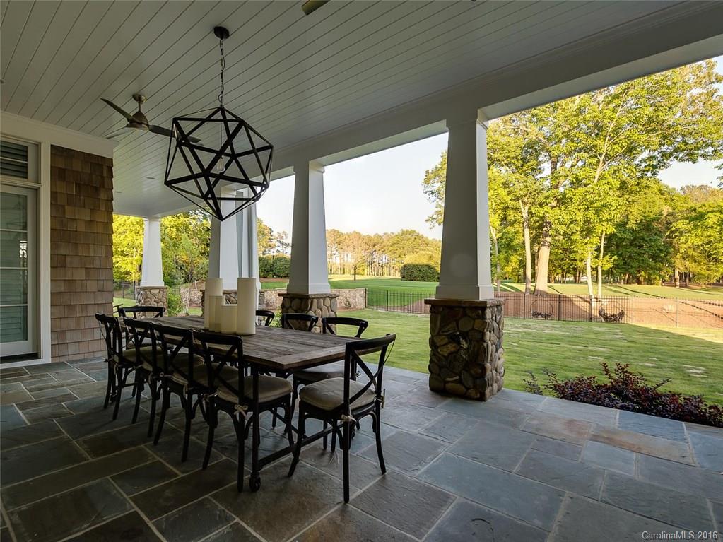 Seven Eagles - Residential