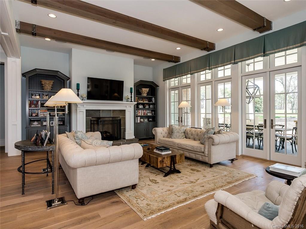 Seven Eagles - Residential