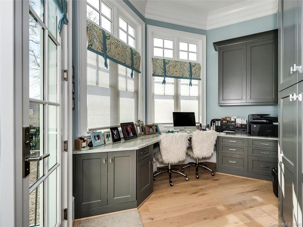 Seven Eagles - Residential