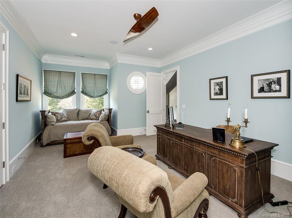 Seven Eagles - Residential