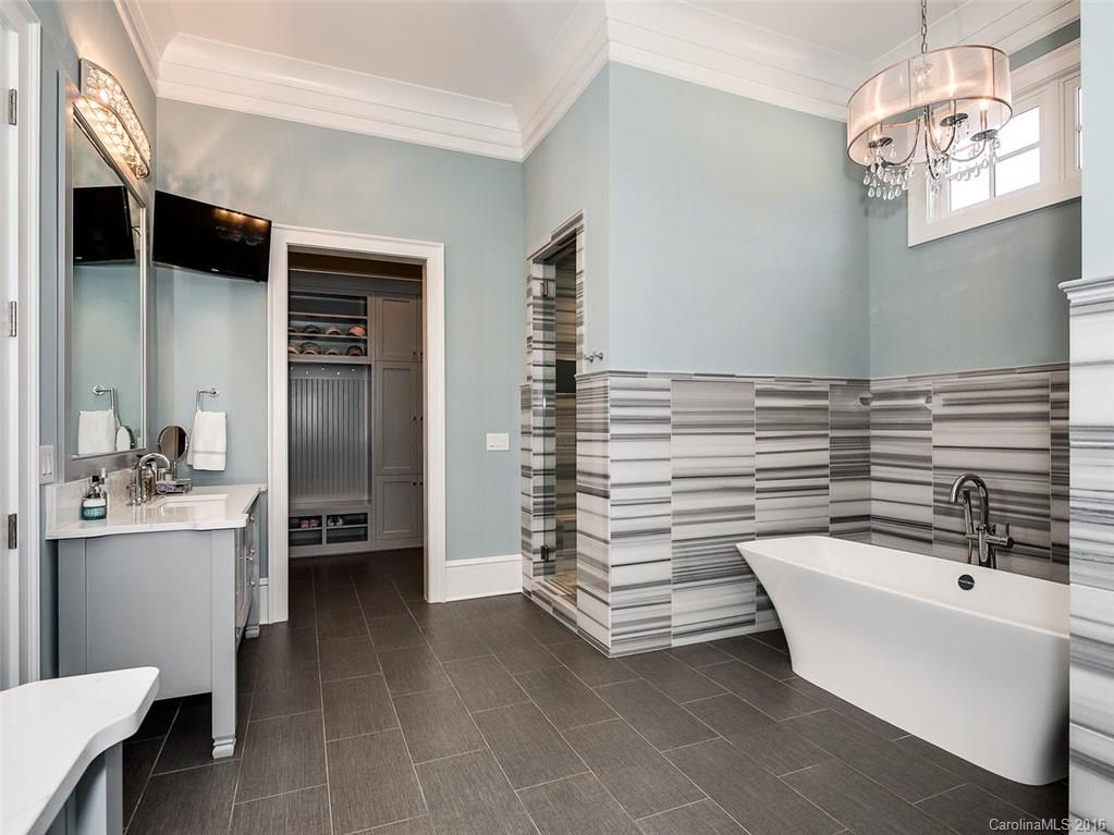 Seven Eagles - Residential