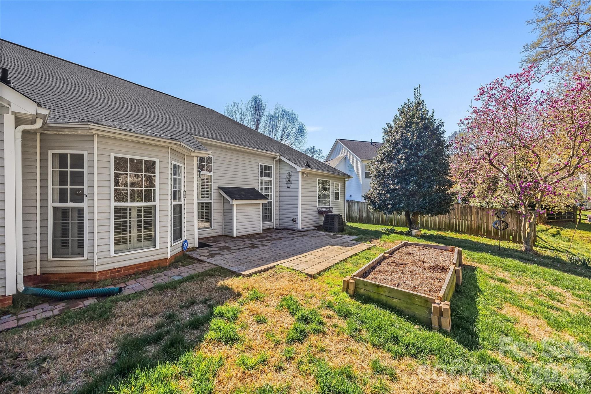 Wiltshire Manor - Residential