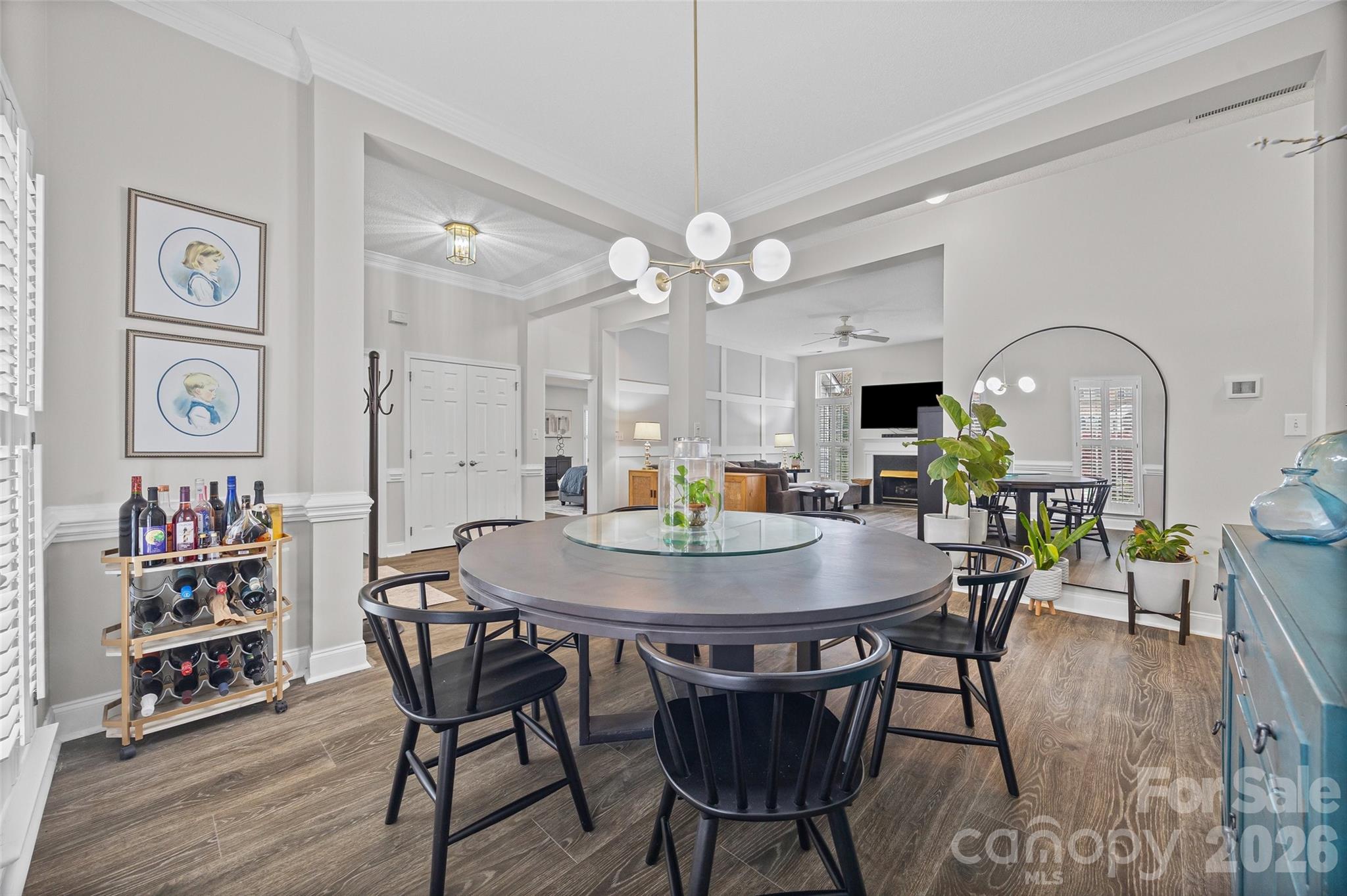 Wiltshire Manor - Residential