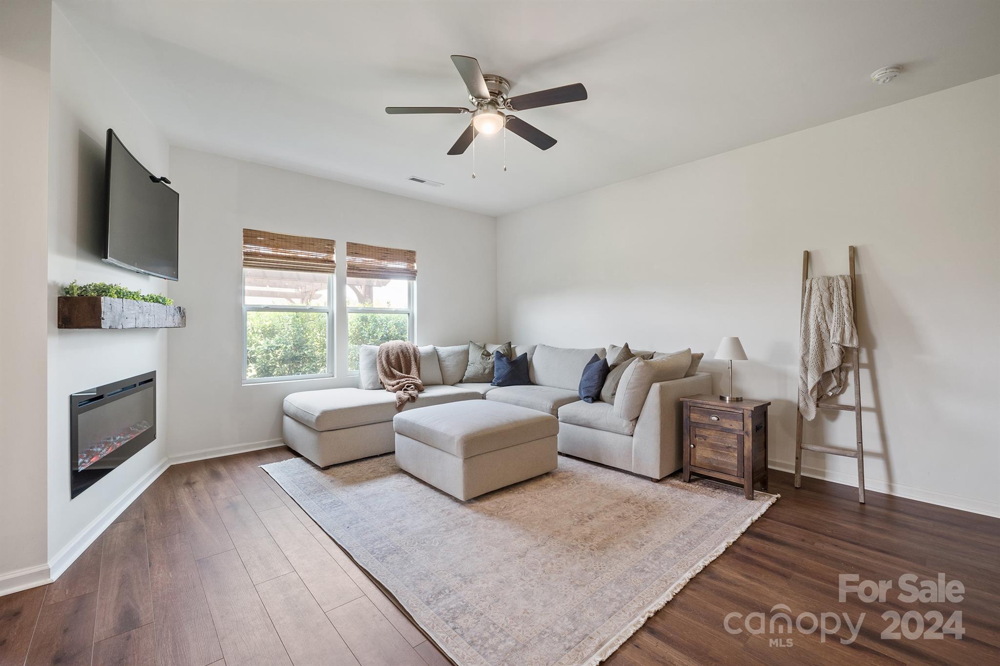 Hidden Lakes - Residential