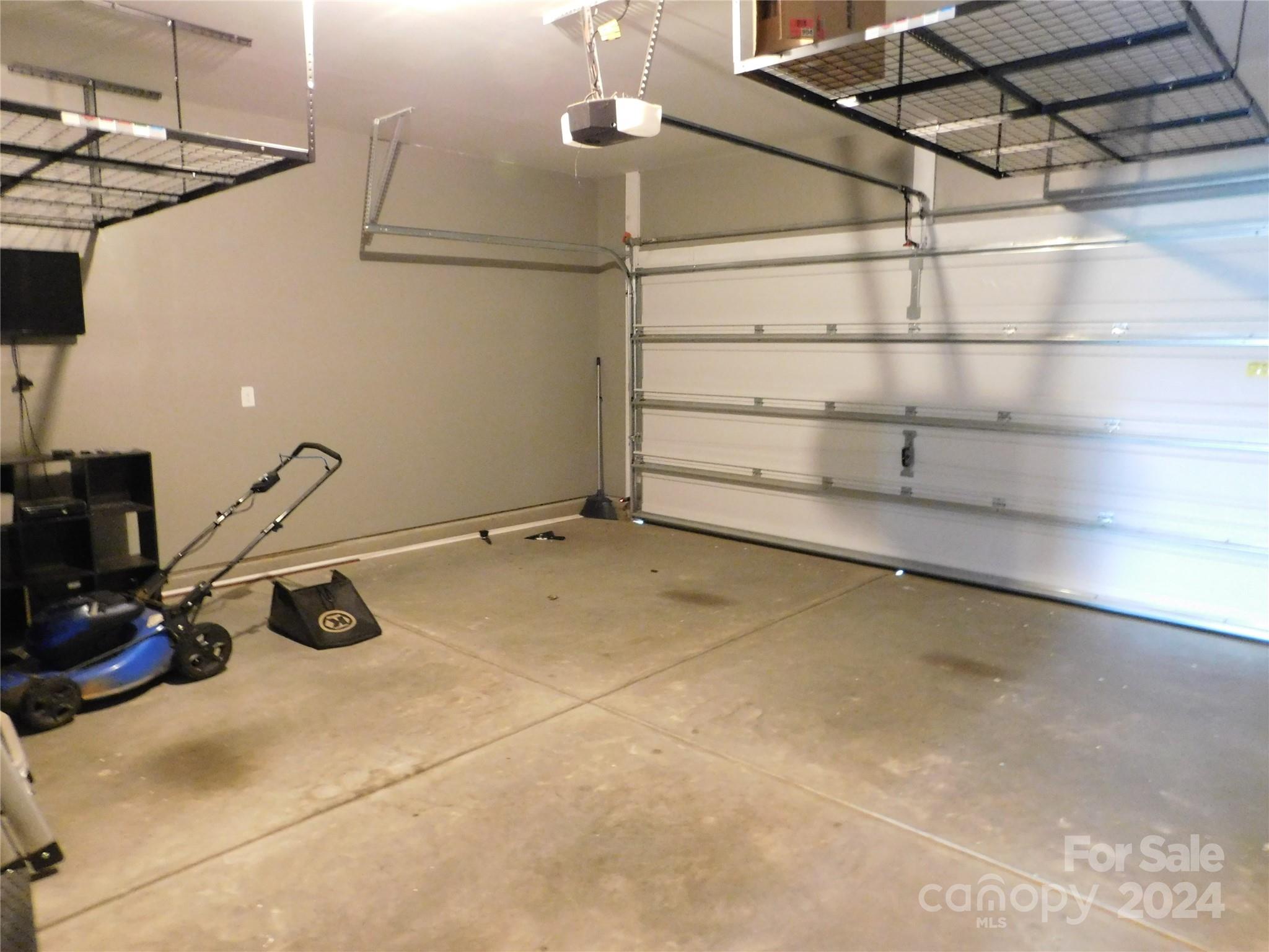 Hidden Lakes - Residential