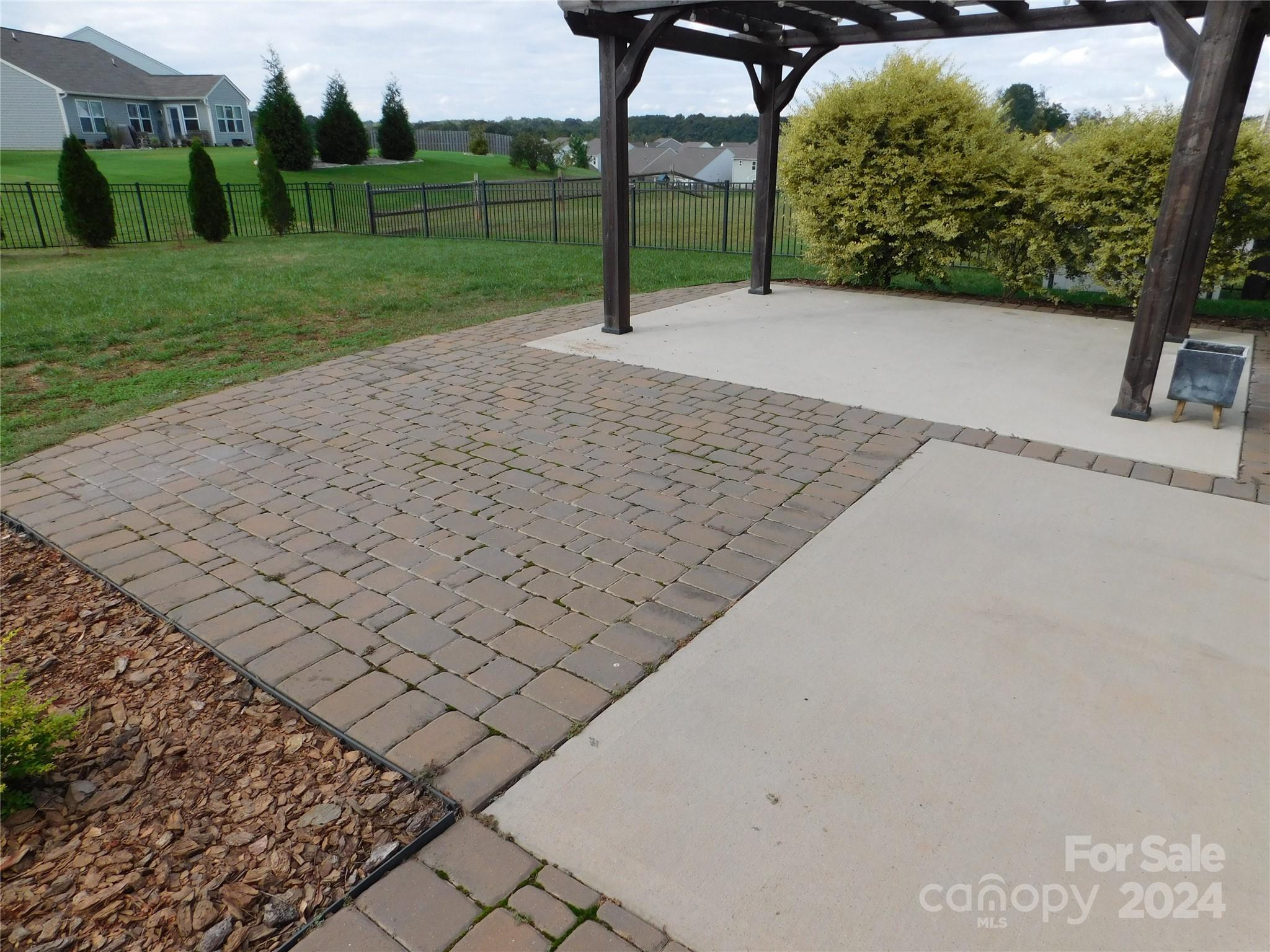 Hidden Lakes - Residential