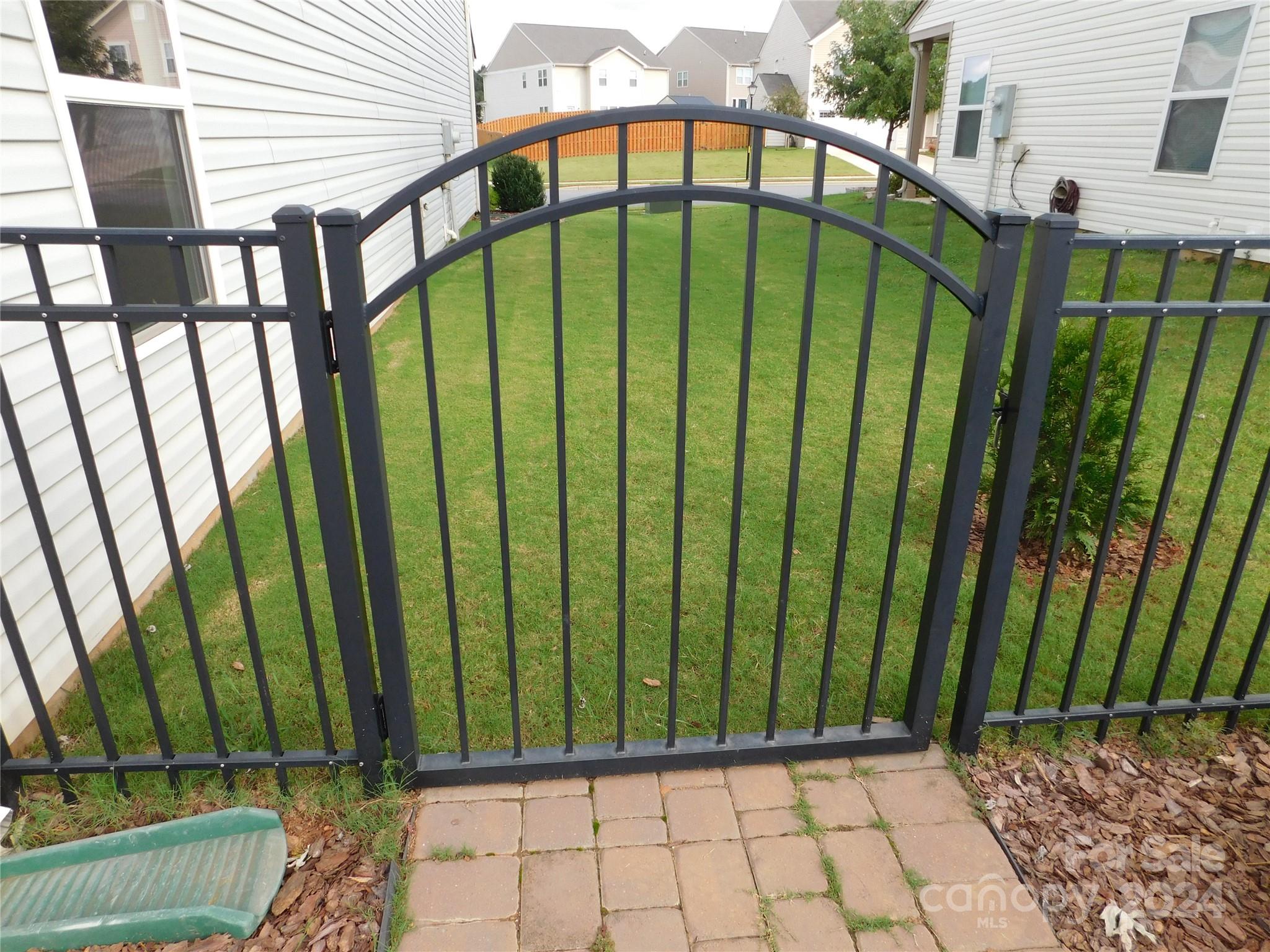 Hidden Lakes - Residential