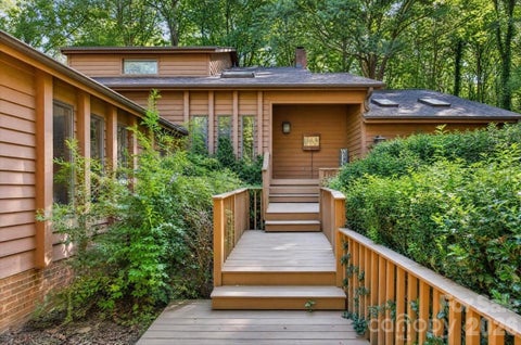 Photo of 10 Thornwood Court, Lake Wylie, SC 29710 (MLS # 4354264)