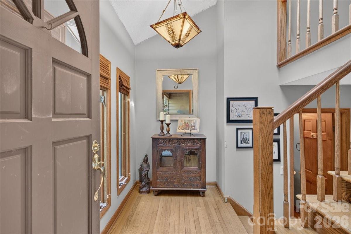 10 Thornwood Court