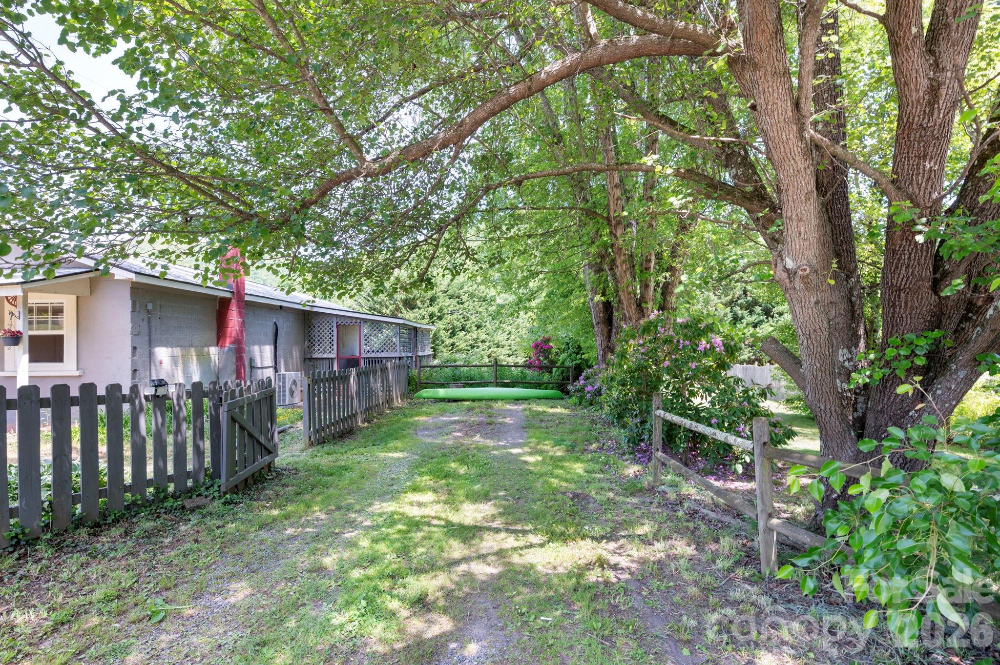 BEAVERDAM - Residential
