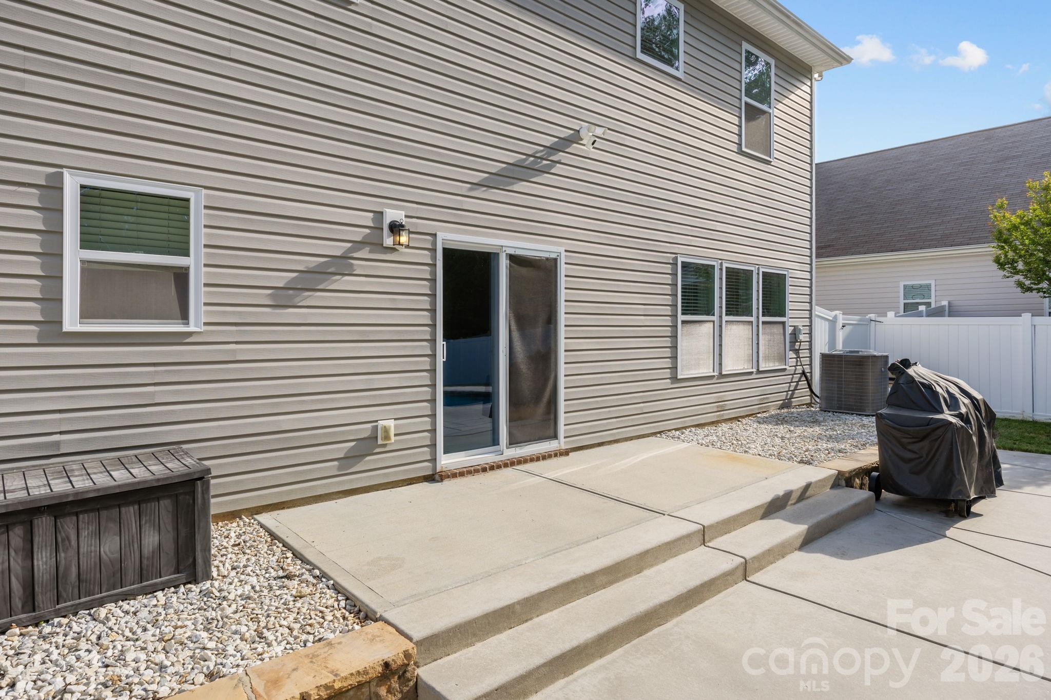 Lawing Pond - Residential