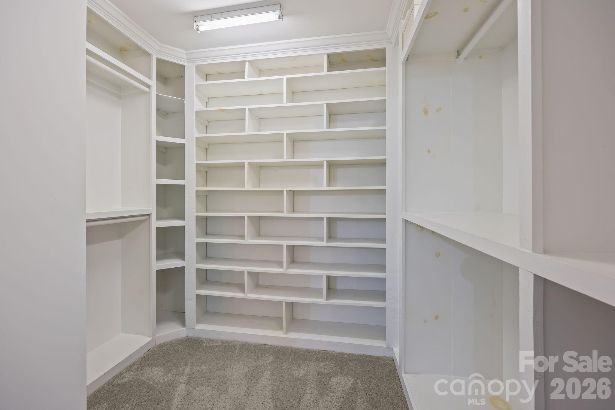 Lawing Pond - Residential