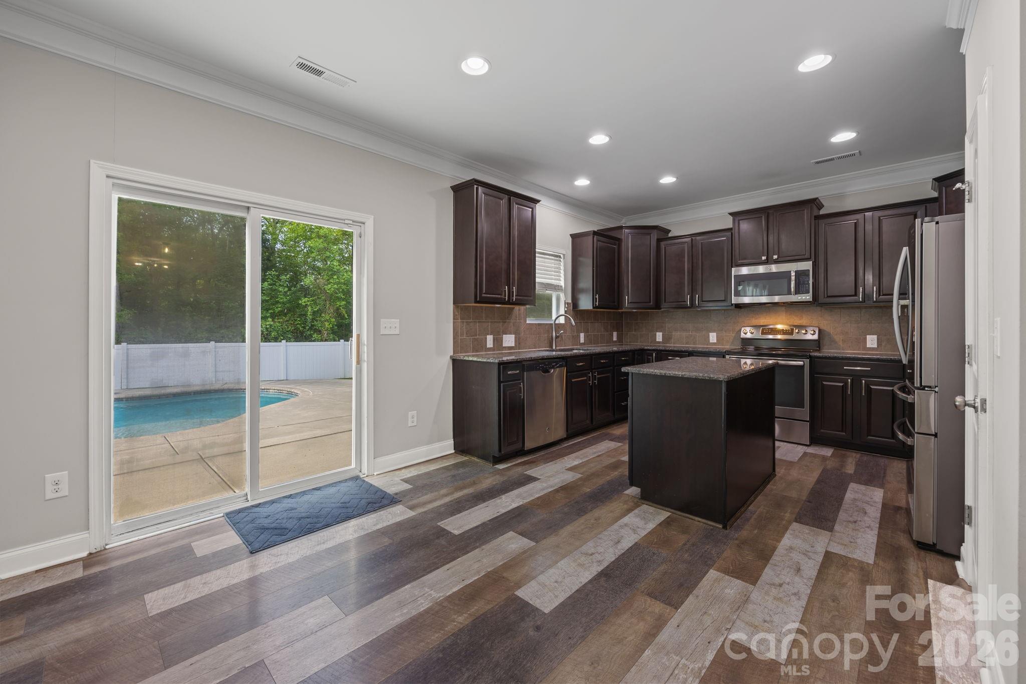 Lawing Pond - Residential