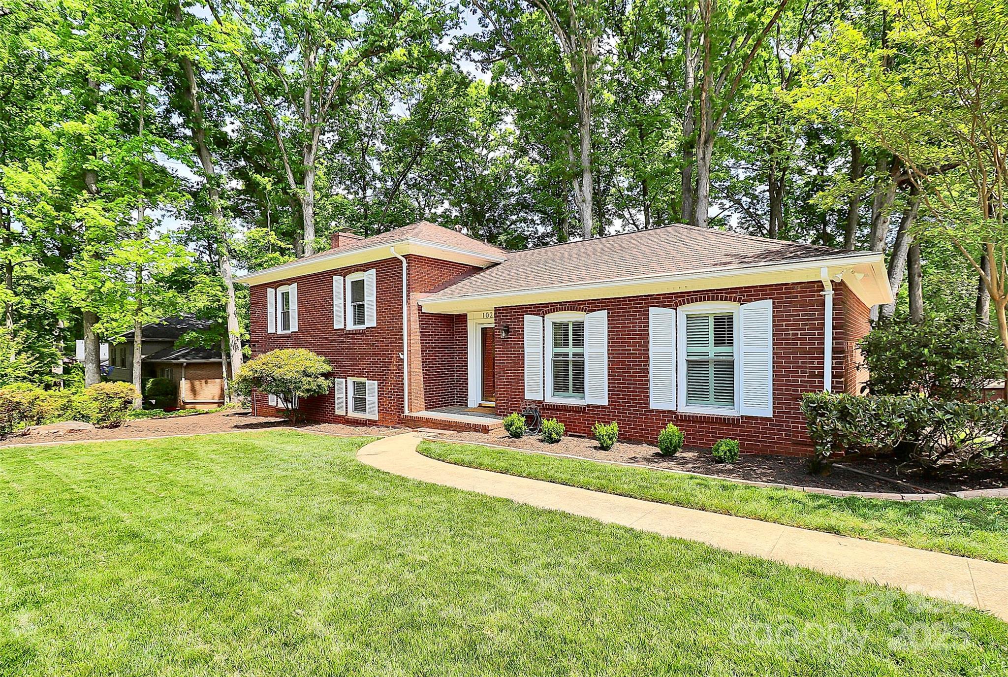 1024 Regency Drive