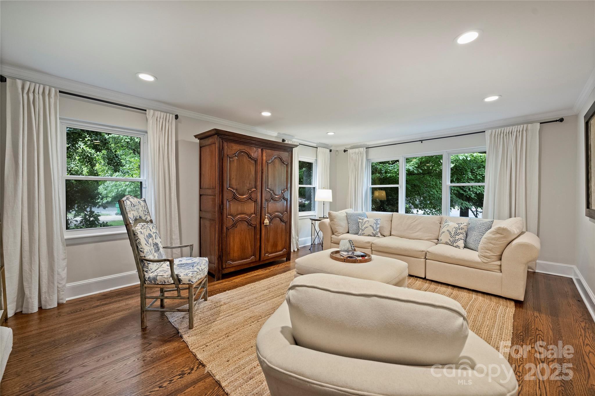 901 Scaleybark Road