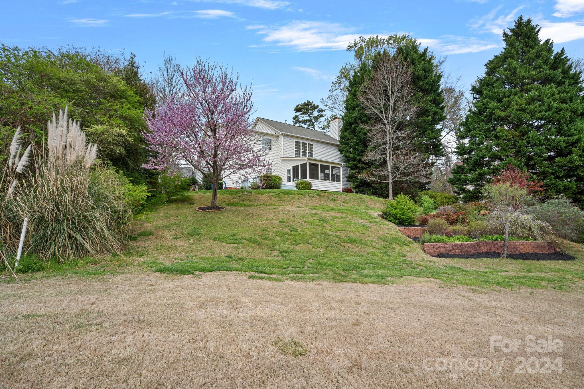 Highland Creek - Residential