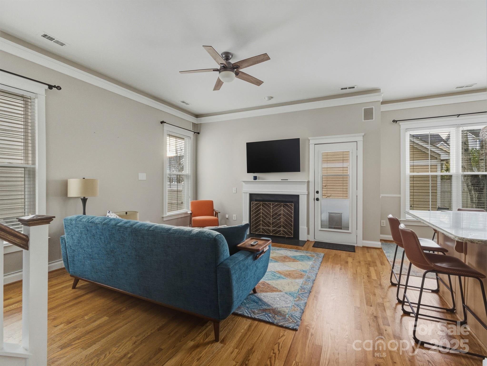 6718 Park Meadows Place