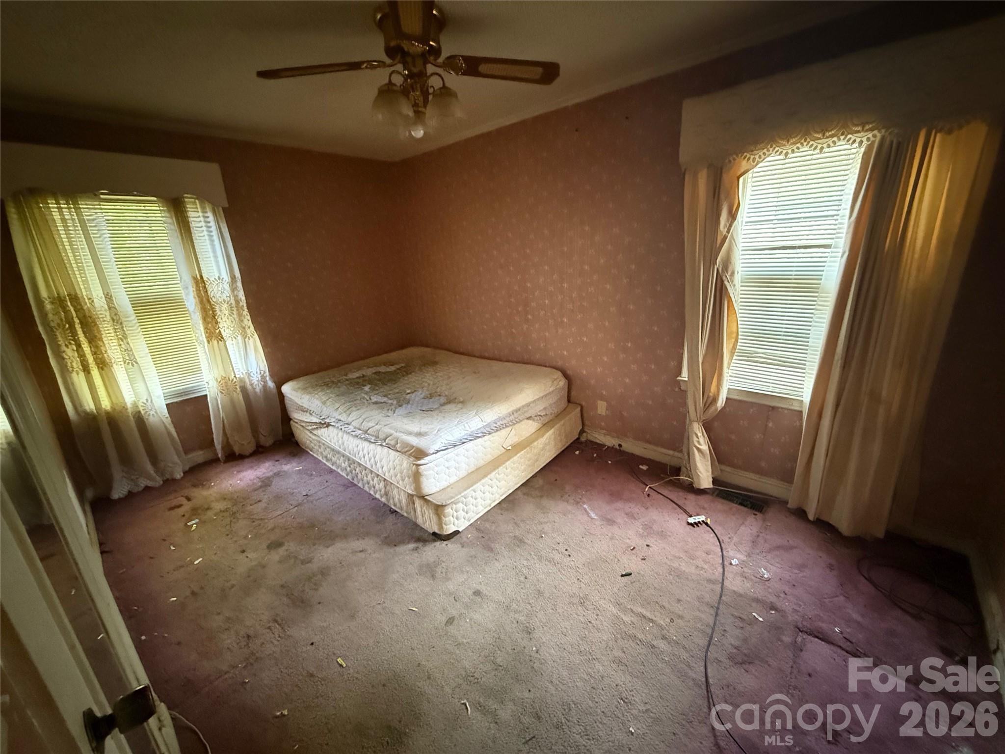 Howie Acres - Residential