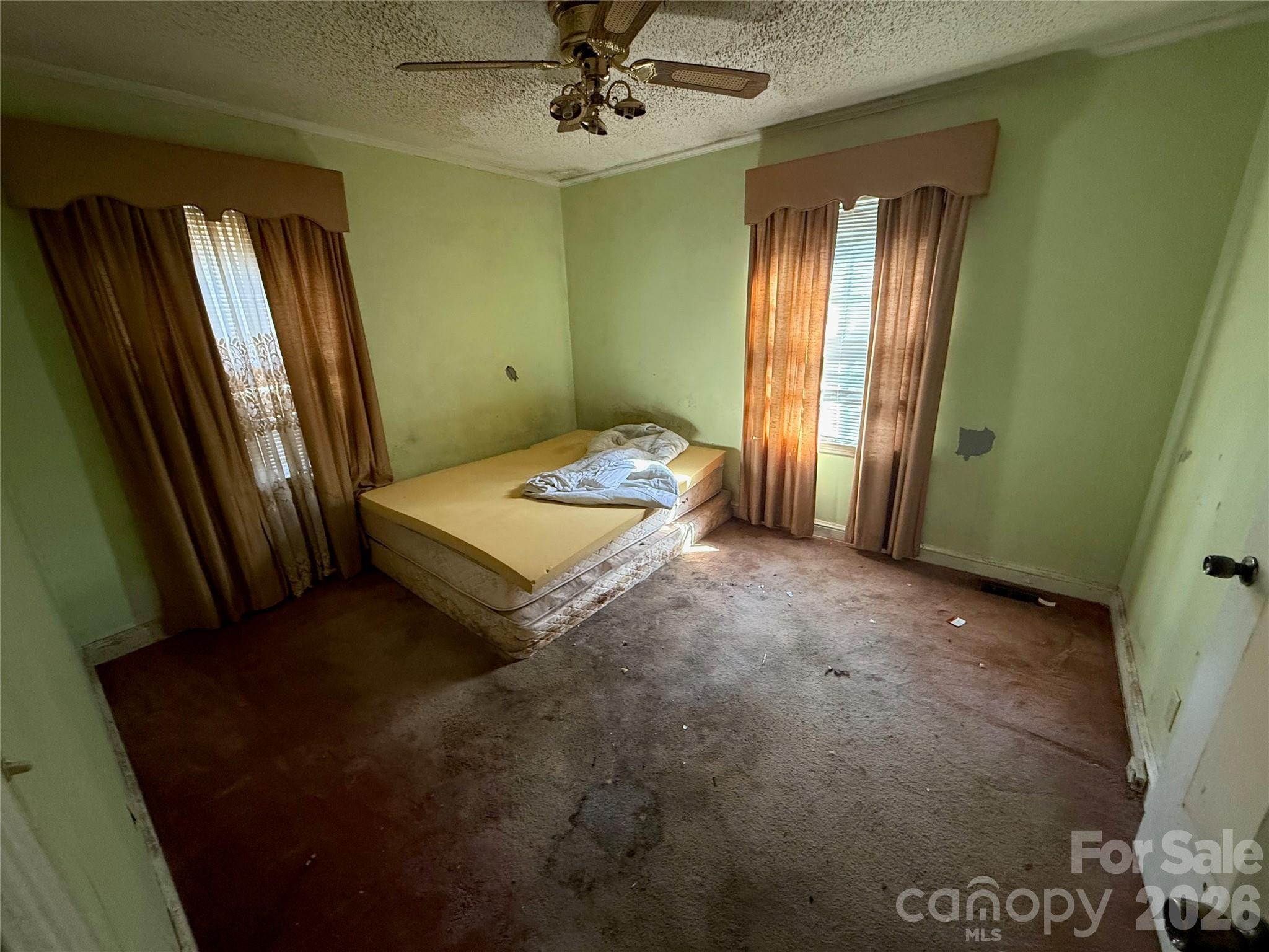 Howie Acres - Residential