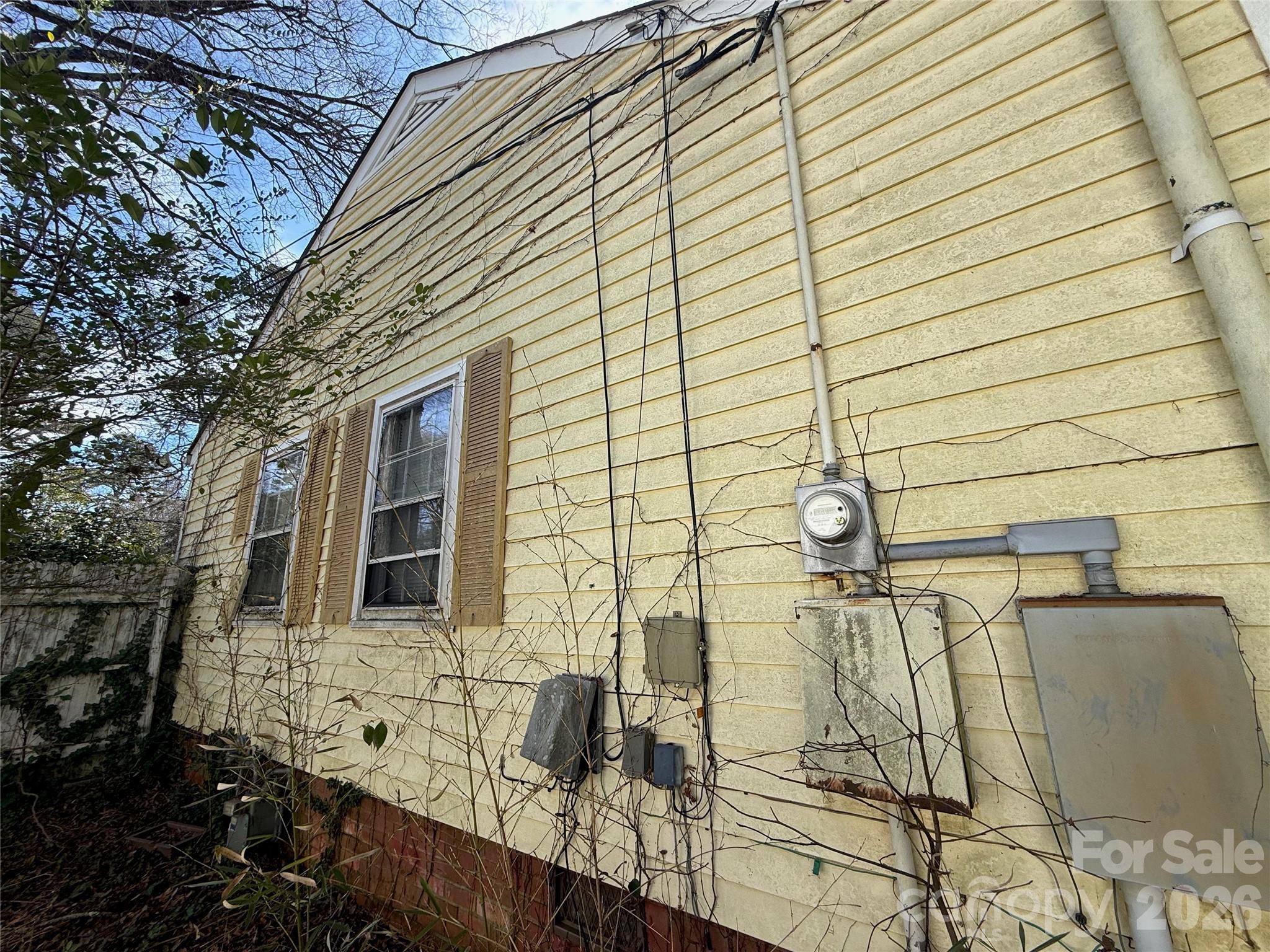 4215 Dinglewood Avenue