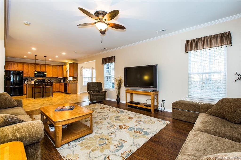 Somerset At Autumn Cove - Residential