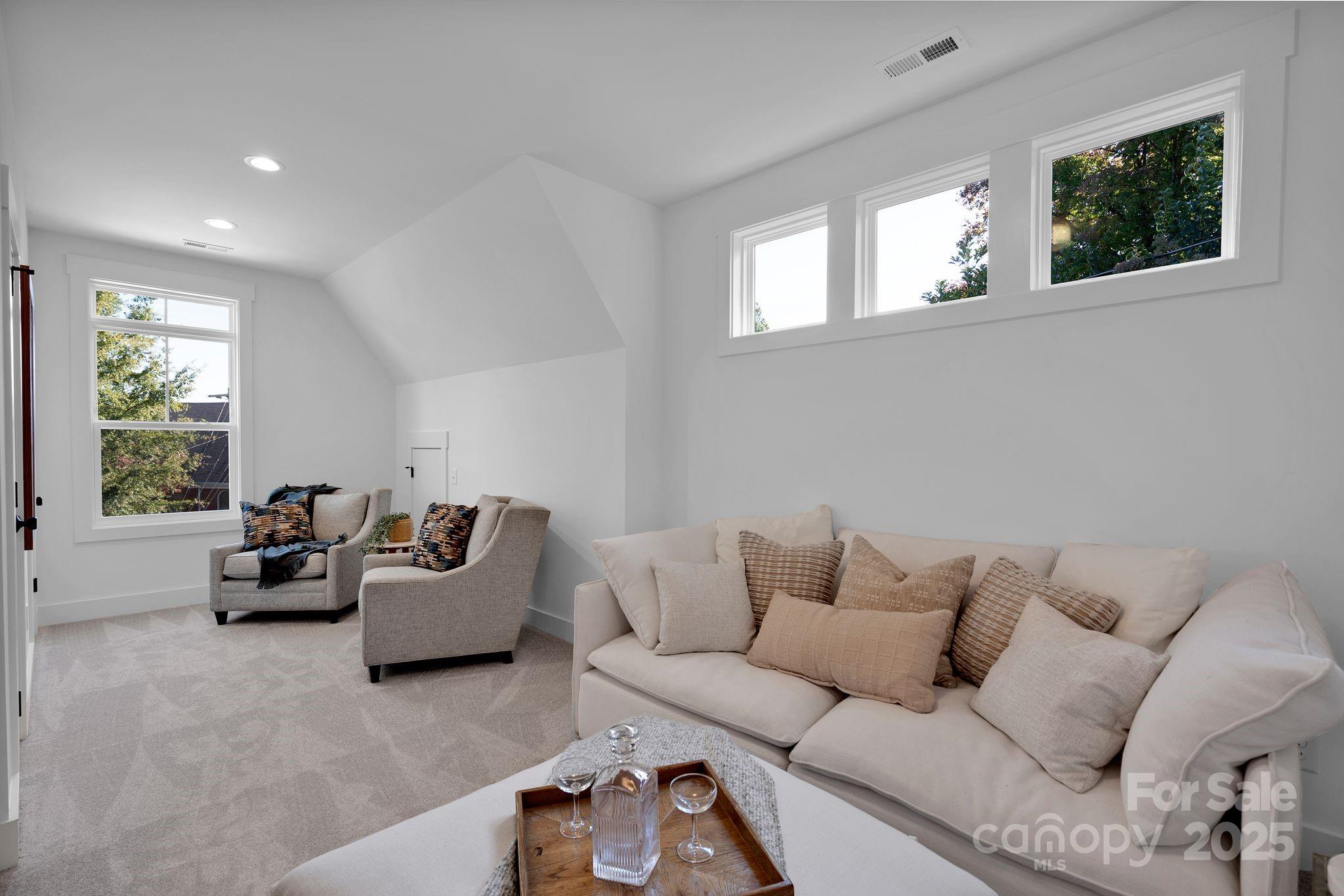 Country Club Heights - Residential