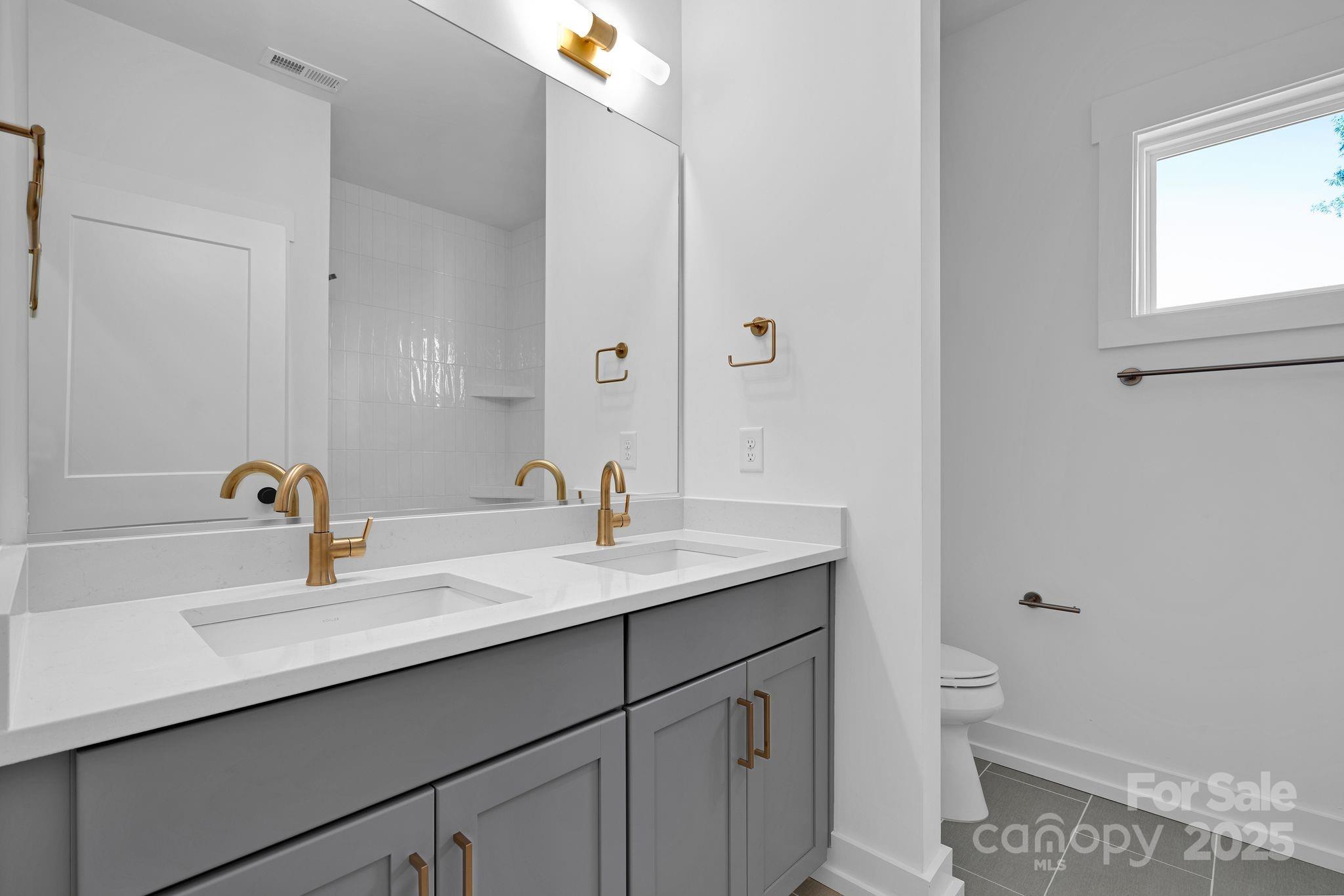 Country Club Heights - Residential