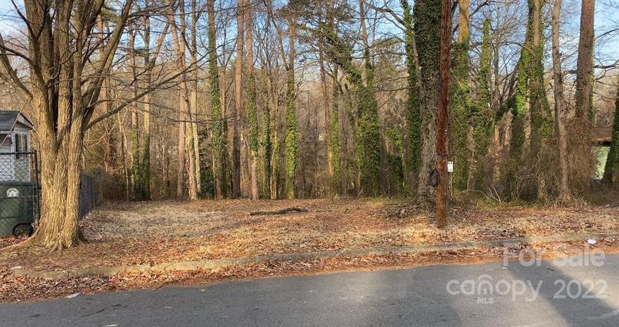 Location, price, and proximity to local Salisbury attractions make this the perfect lot to build your new home. Nice lot with several large trees in an area with lots of new construction nearby!  City water and sewer are available.