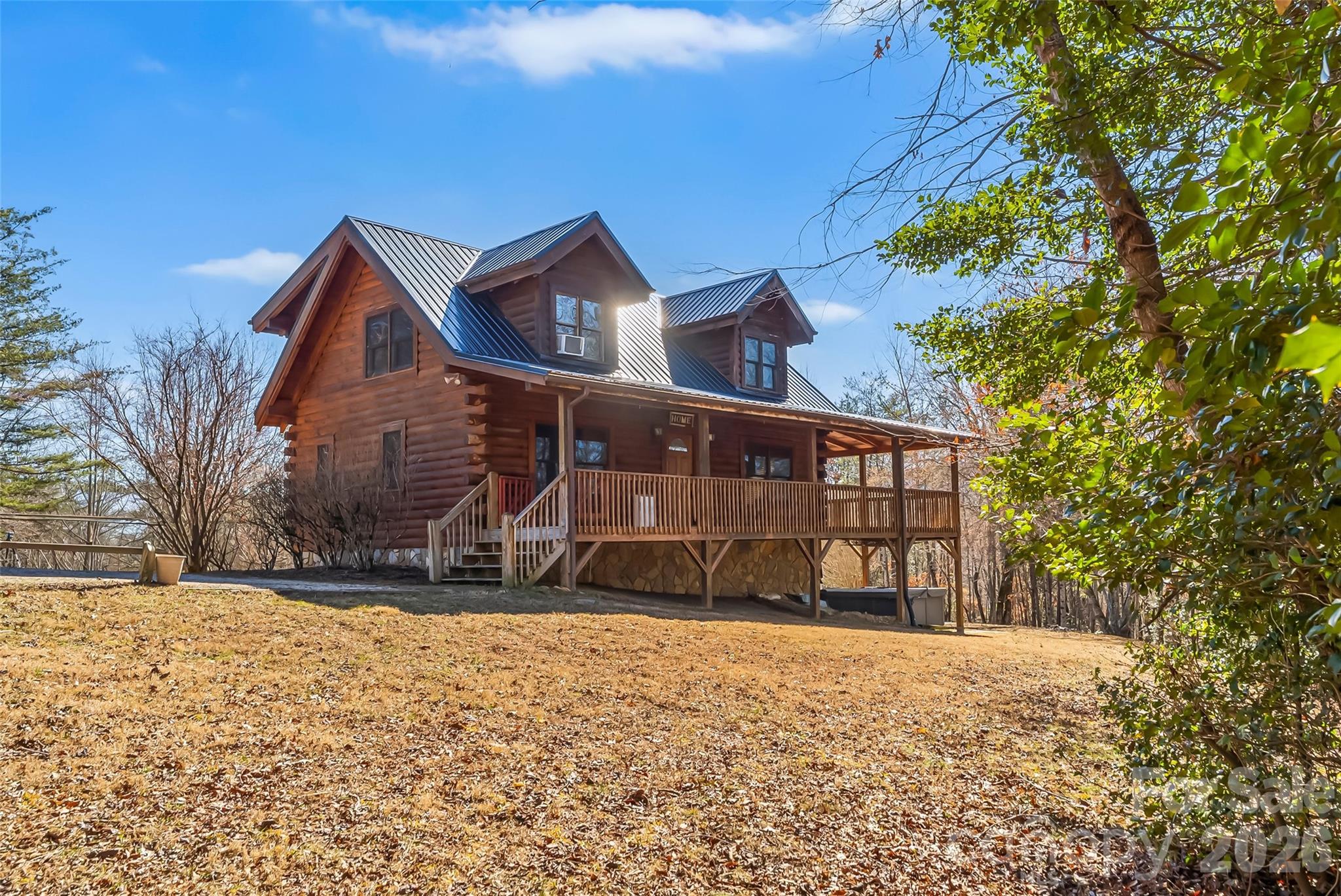 460 Cascades Parkway