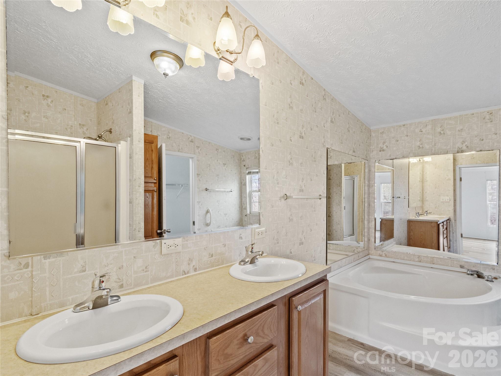 Cherry Hollow - Residential