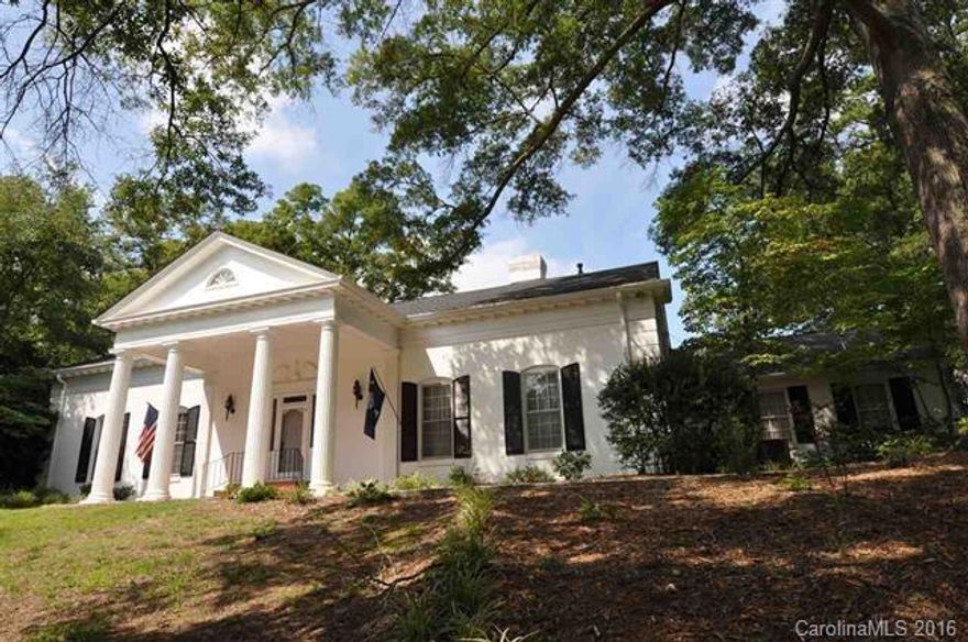 Stunning 4 bedroom, 3.5 bathrooms, custom brick home. Gourmet kitchen with granite counter tops and top-of-the-line appliances. Beautiful greatroom with french doors that lead to a 21x21 screened porch. Elegant formal living room with gas fire place and formal dining room with floor-to-ceiling windows. Master suite on main level with gorgeous master bath. Additional master suite on second level, exquisite hardwoods, over-sized closets
throughout. In-ground custom pool. Perfect for entertaining!