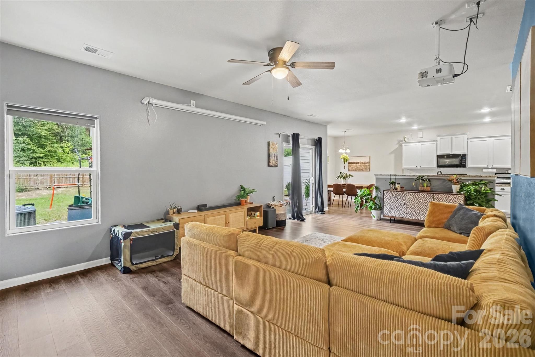 1949 Boulder Court