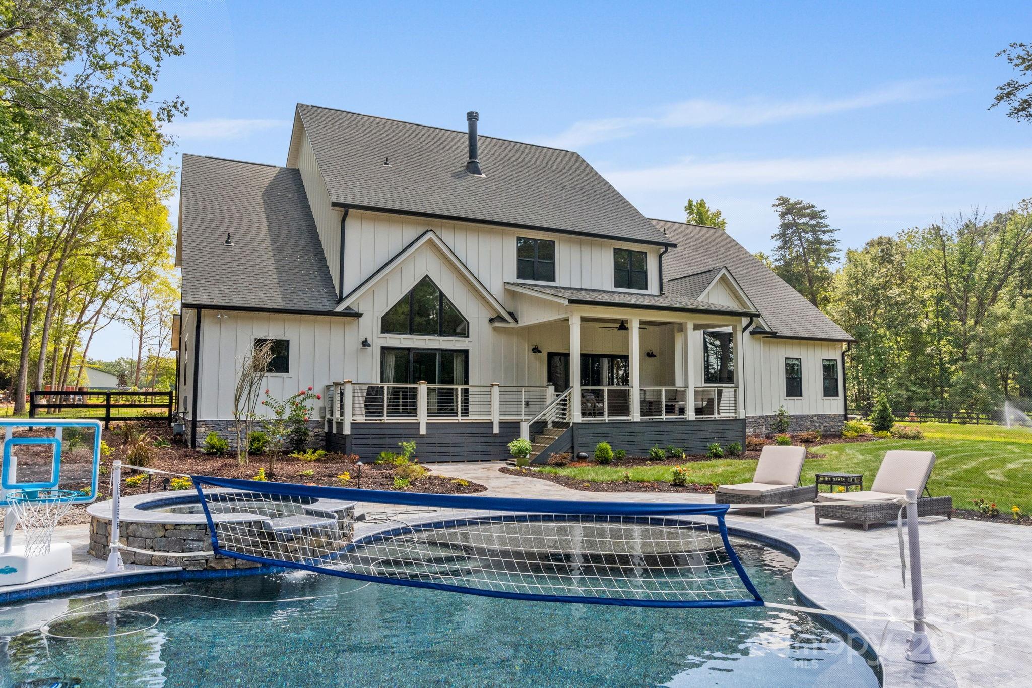 1033 Brandon Road