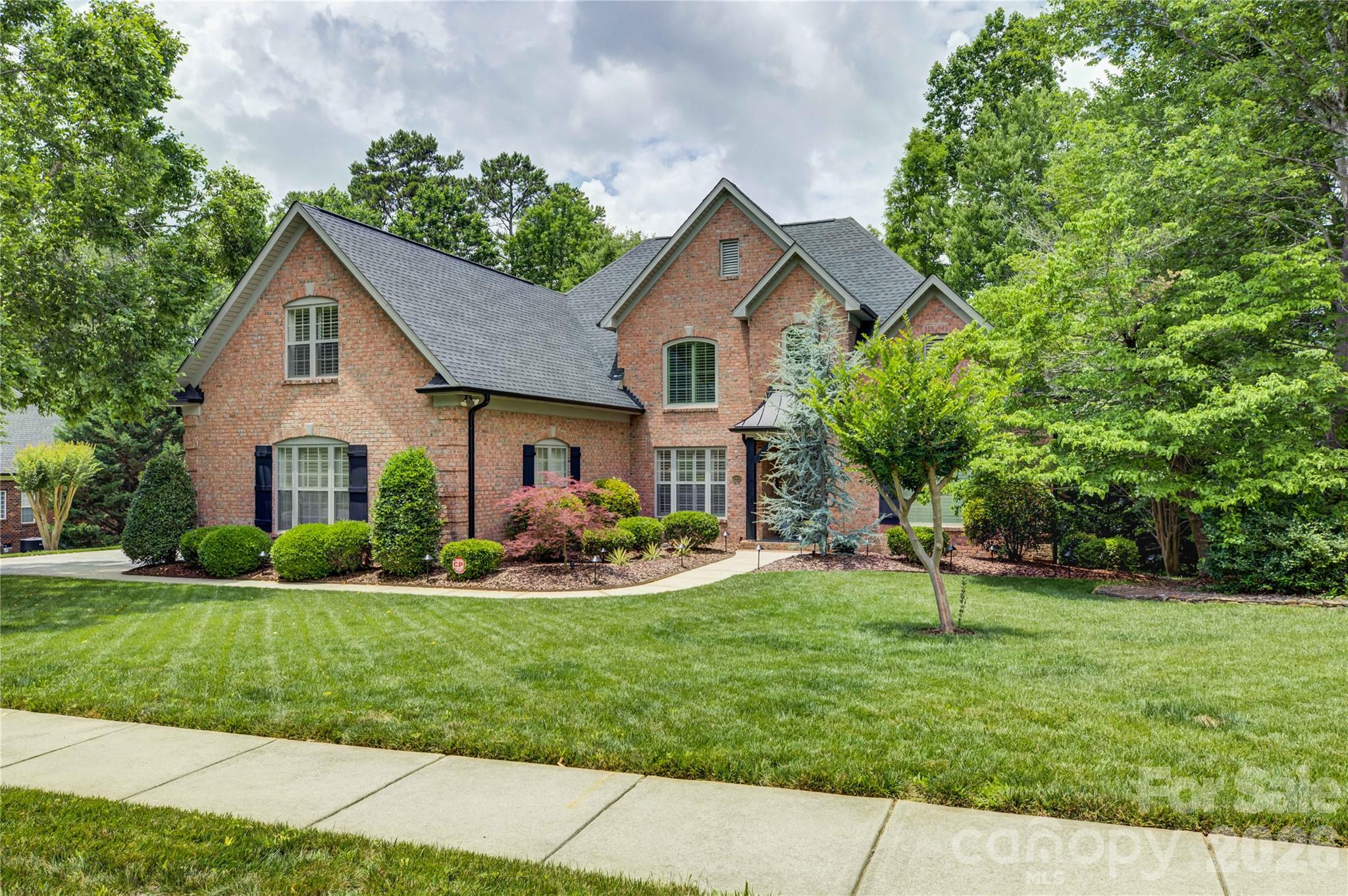 11404 Fernside Drive