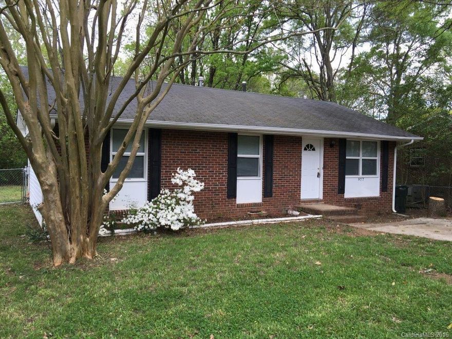 Immaculate ranch style home overlooking fenced backyard. Recently updated paint and floor coverings.