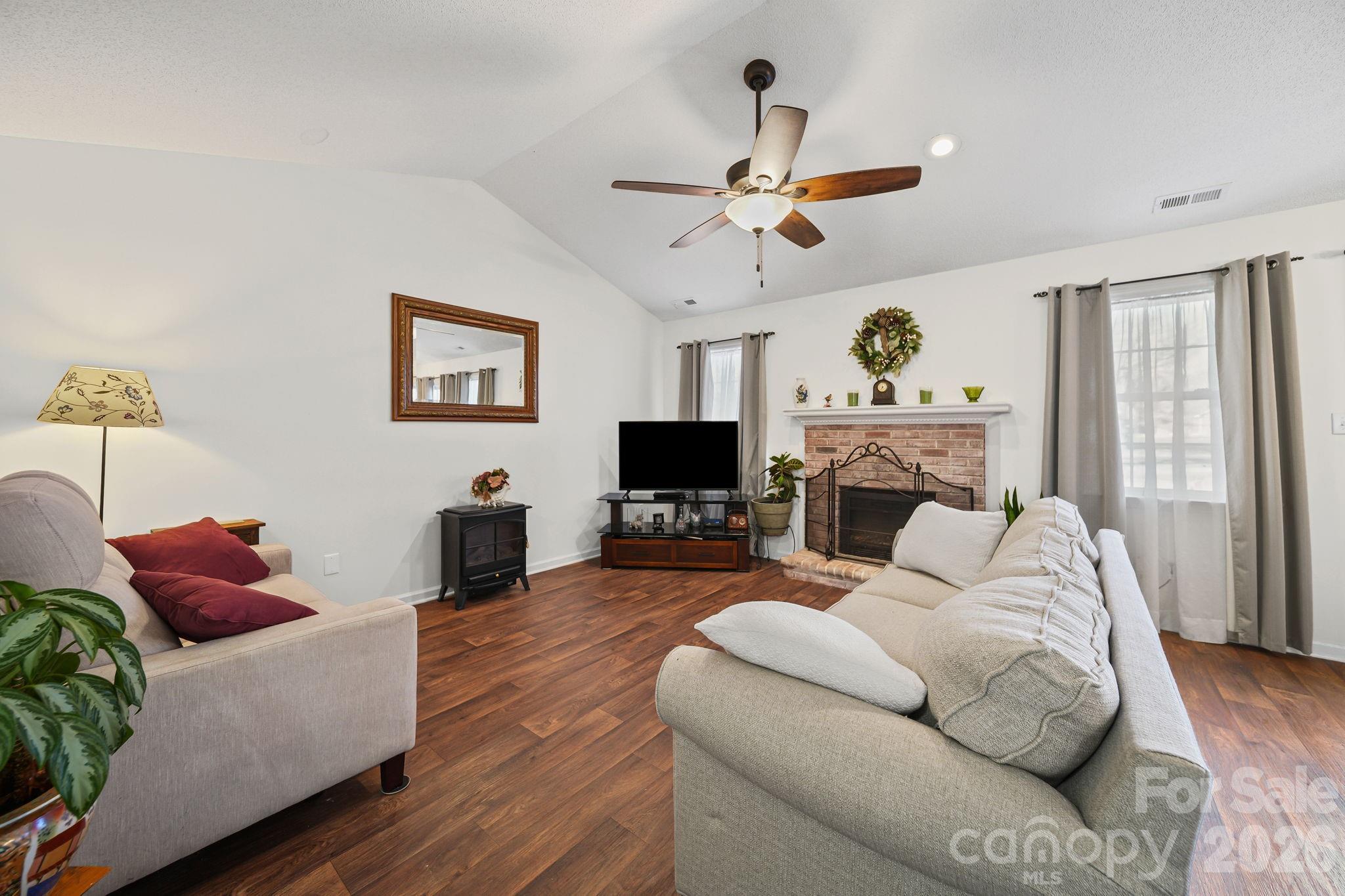 Myers Meadows - Residential