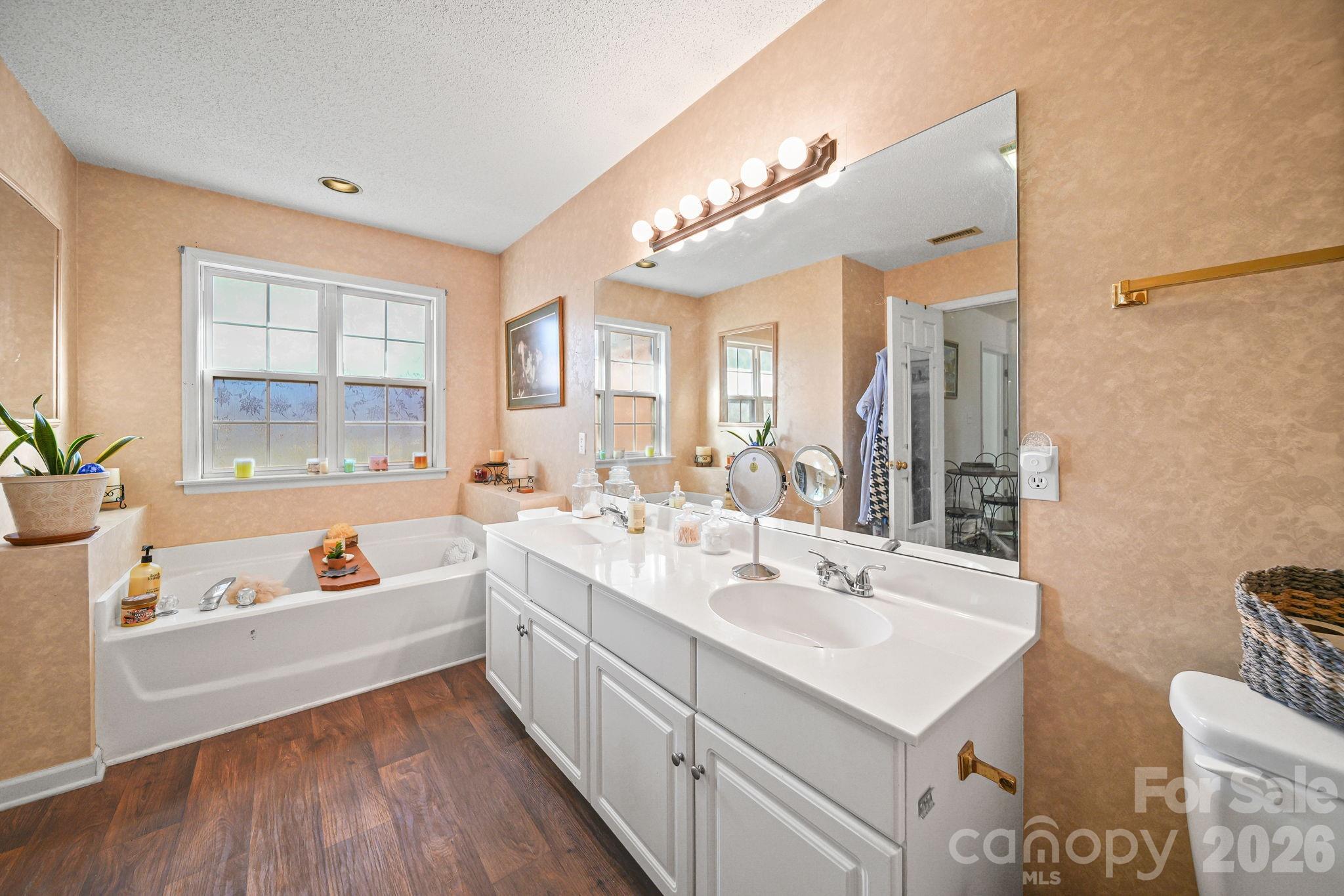 Myers Meadows - Residential