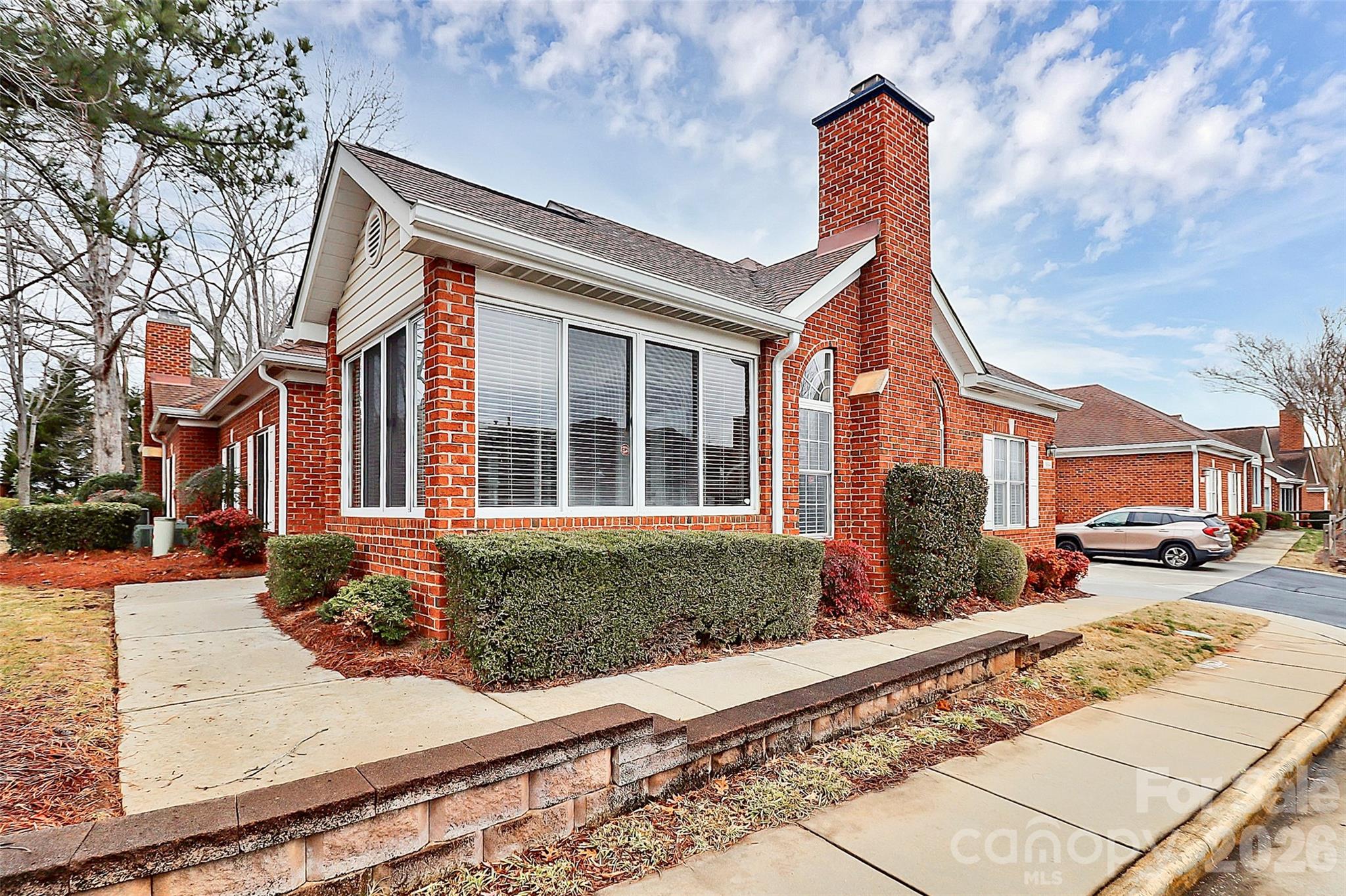 Windsor Oaks - Residential