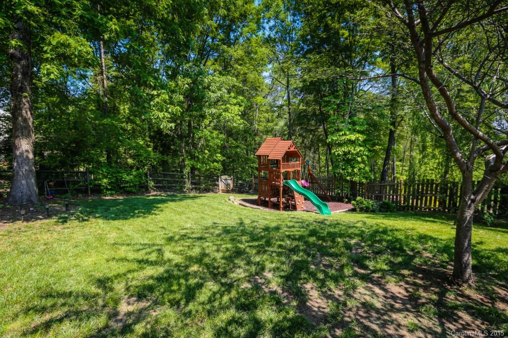 English Trails - Residential