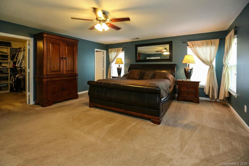 English Trails - Residential