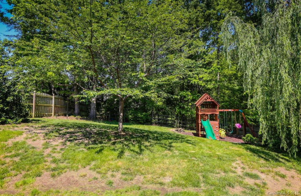 English Trails - Residential