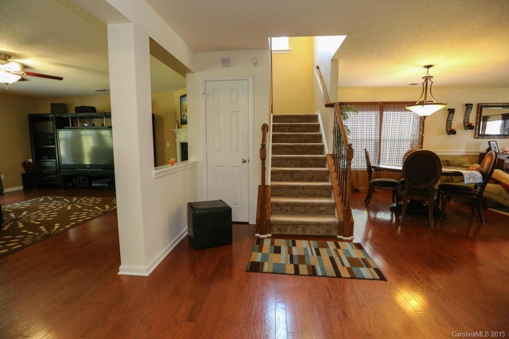 English Trails - Residential