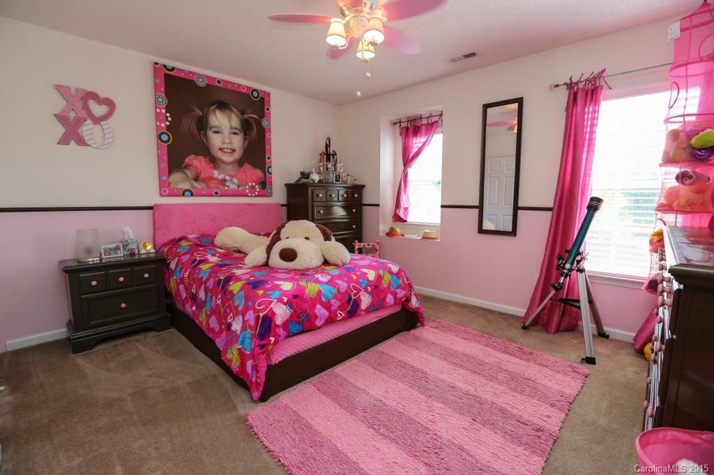 English Trails - Residential