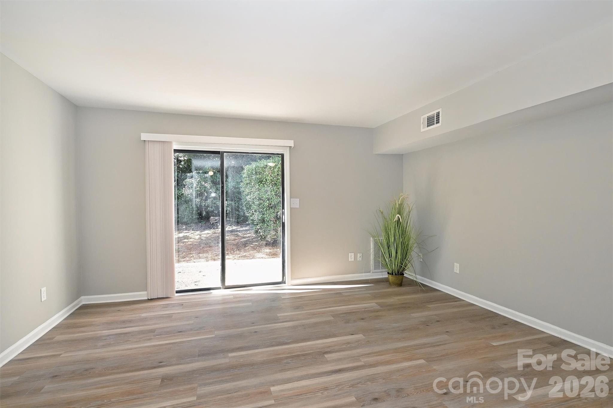 Walker Woods - Residential